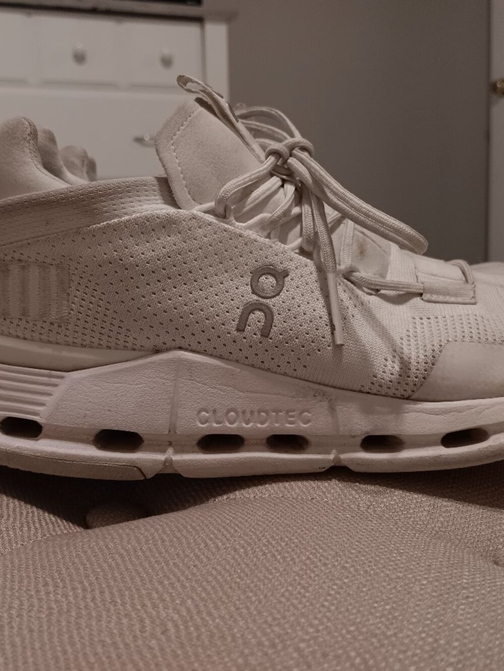 Womans On Cloud white size 8 - Picture 3 of 6